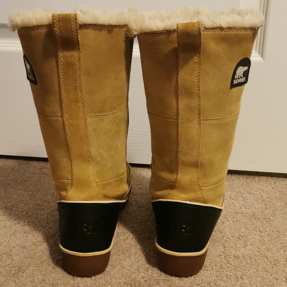 Sorel winter boots - Picture 3 of 5